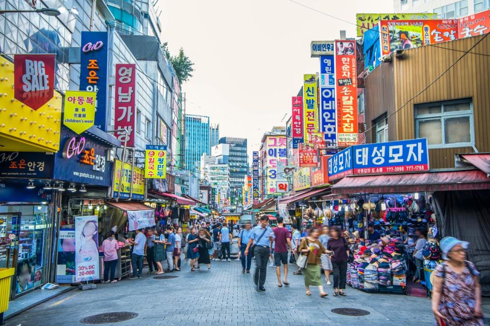 Namdaemun Market: the Largest Traditional Market Food Tour - Market Exploration