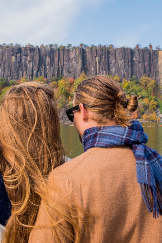 NYC: Hudson River Fall Foliage Sailing Trip - Meeting Point and Arrival Time