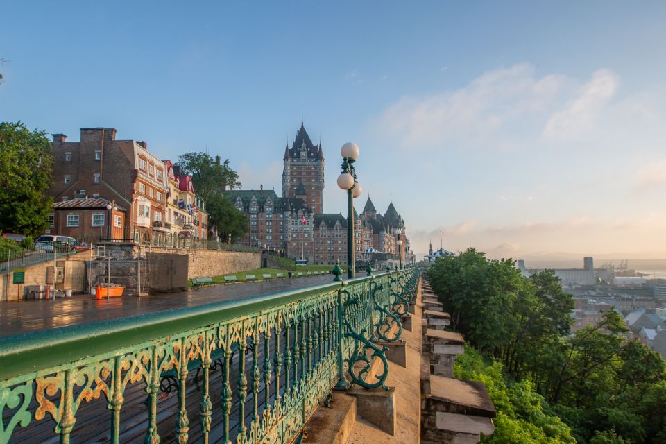 Old Quebec: First Discovery Walk and Reading Walking Tour - Meeting Point and Logistics