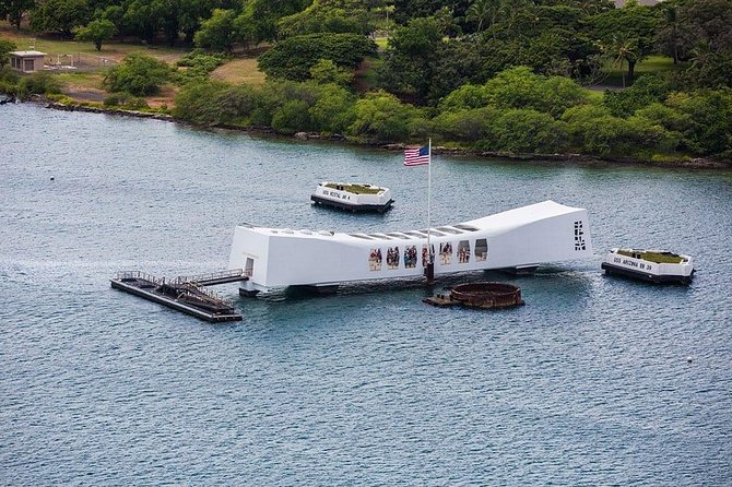 Pearl Harbor Deluxe Uncovered Tour With Lunch - Booking and Cancellation