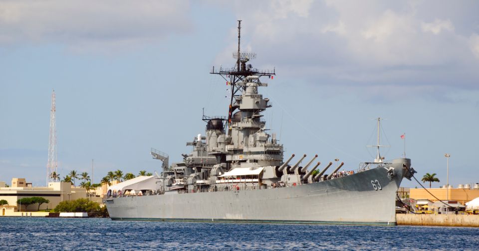 Pearl Harbor USS Arizona All Access Private Tour - Gratuities and Lunch