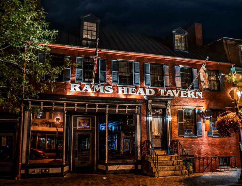 Phantoms of Annapolis Ghost Walking Tour - Haunted Maryland Inn