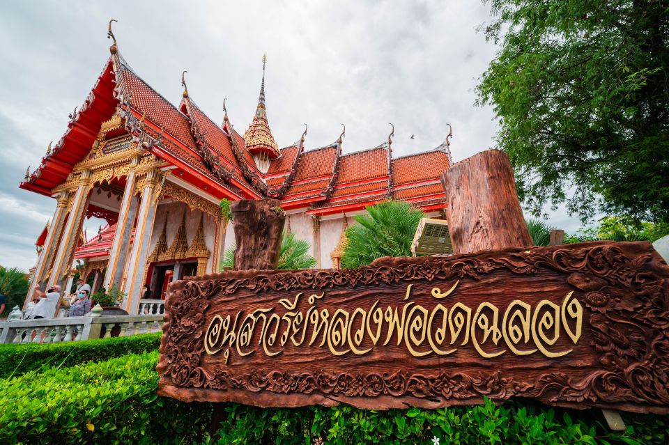 Phuket: Half-Day City Highlights and Viewpoints Group Tour - The Majestic Big Buddha