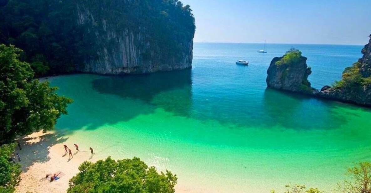 Phuket: Private Hong Island Speedboat Charter Tour - Hong Island Bay