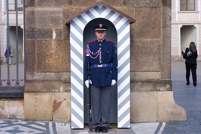 Prague Half Day City Tour Including Vltava River Cruise - Minimum and Maximum Travelers