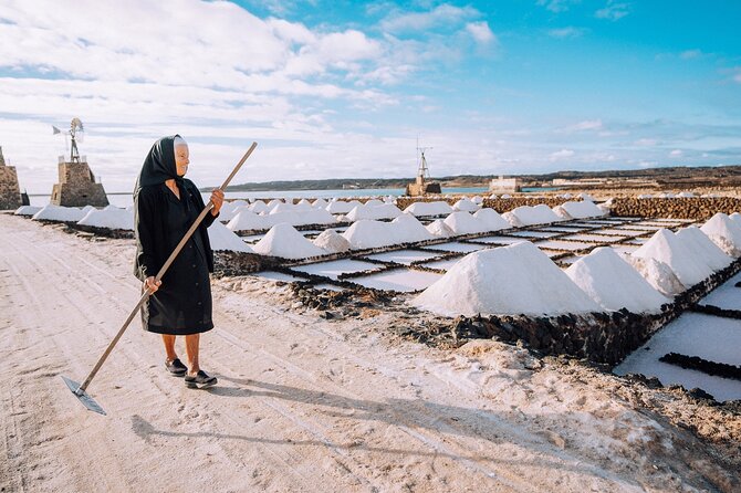 Private and Guided Tour to the Salinas De Janubio With Tasting - Additional Tour Information