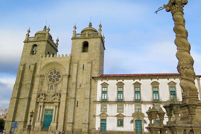 Private Tour to Porto From Lisbon Full Day - Sweeping Views of Douro River