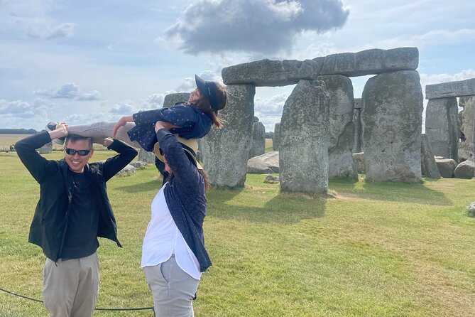 Private Tour to Stonehenge, Bath and The Cotswolds - Optional Stops