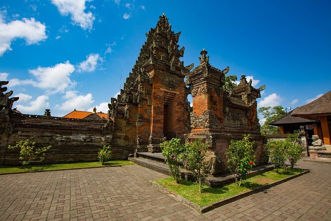 Private Tour to Sumampan Waterfall, Monkey Forest, Rice Terraces and Swing - Ubud Rice Terraces Tour