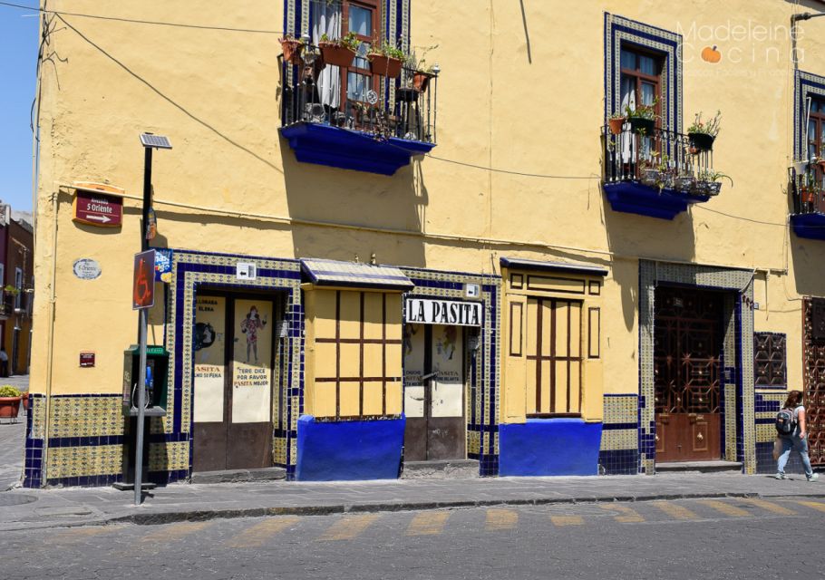 Puebla: Historic Bars and Canteens Night Tour - Hotel Pickup and Drop-off