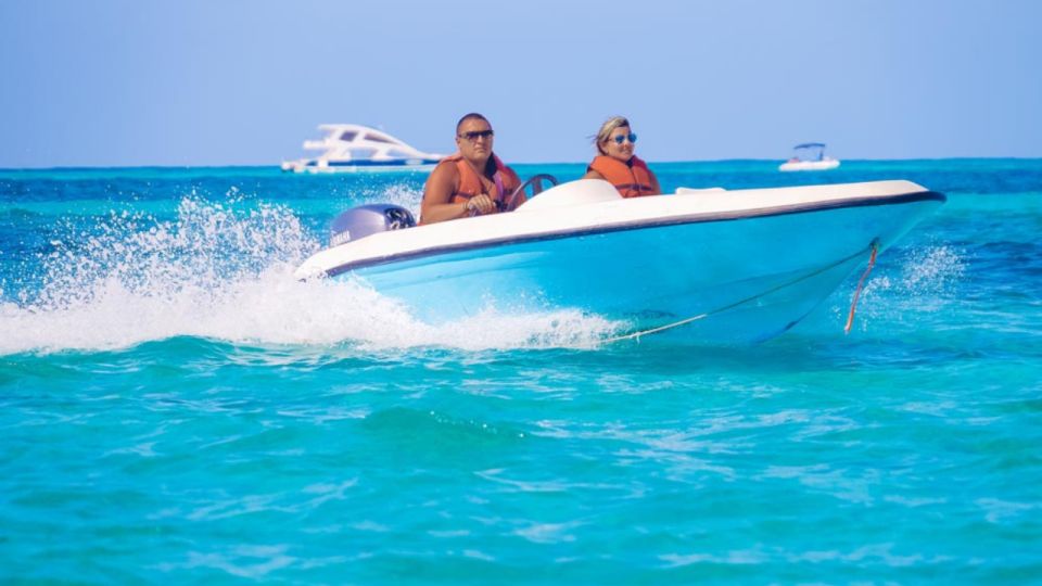 Punta Cana: Guided Speedboat Experience on the Coast