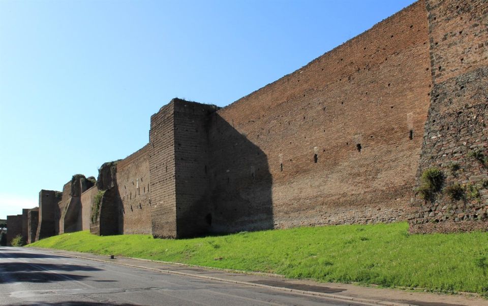 Rome: Catacombs and Basilicas With Holy Stairs Tour - Meeting Point and Transportation