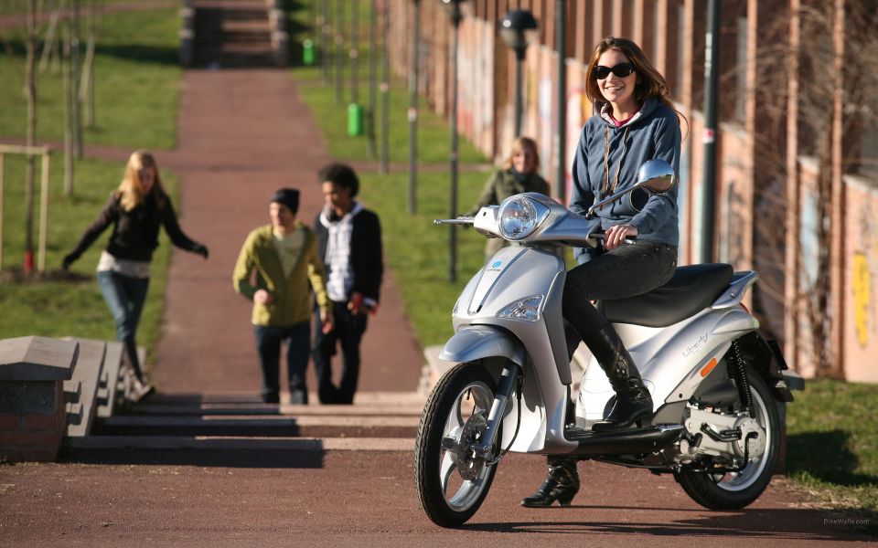 Rome: New Liberty 125cc Scooter Rental (1-7 Days) - Frequently Asked Questions