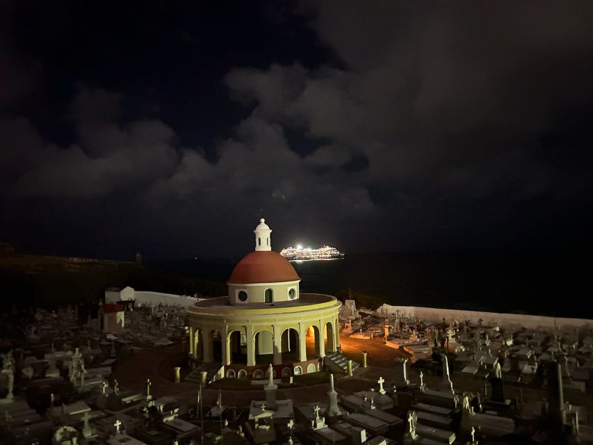 San Juan: Ghosts and Spooky History Walking Tour - Unexplained Happenings and Spooky Past