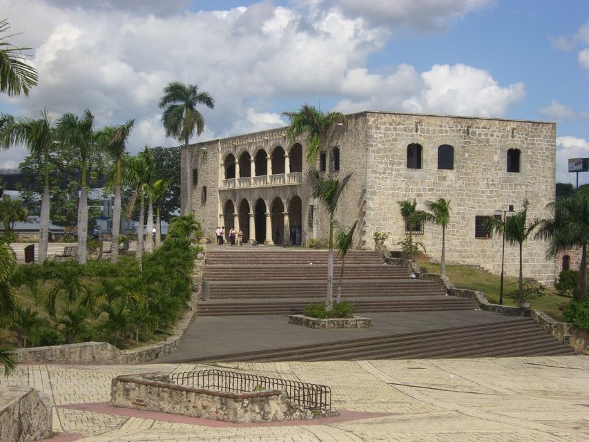 Santo Domingo: Historical City Tour - Included Entry Tickets and Beverages