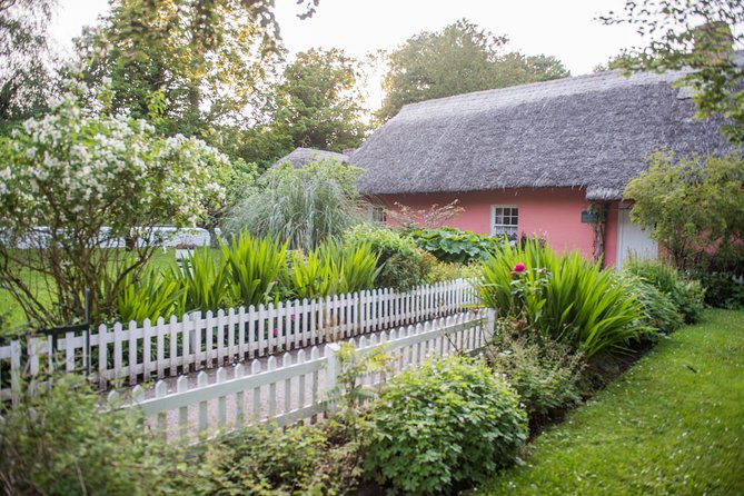 Skip the Line: Bunratty Castle and Folk Park Admission Ticket - Reconstructed Irish Village Experience