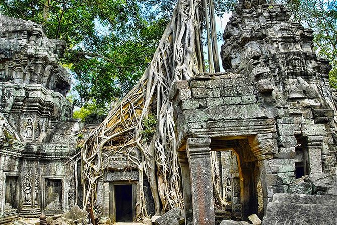 Small-Group Explore Angkor Wat Tour With Guide From Siem Reap - Dress Code for Temple Visits