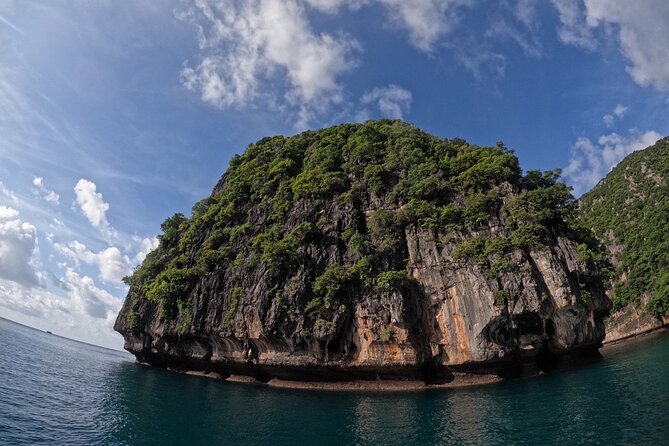 Small Group Phi Phi Islands Sunrise Tour With Seaview Lunch - Exploring Khai Island