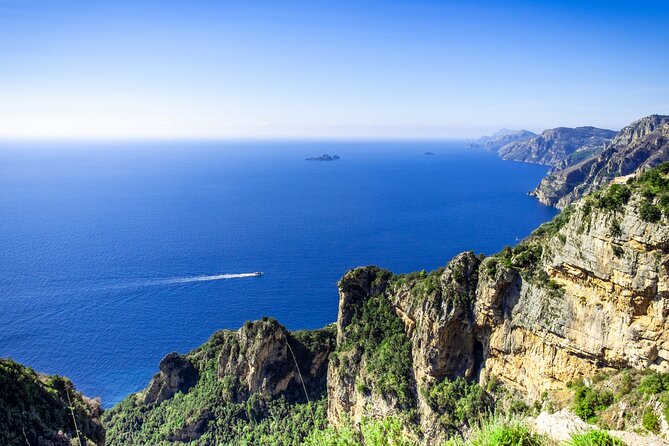 Small Group Pompeii Positano & Amalfi With Boat Ride From Rome - Children Accompaniment