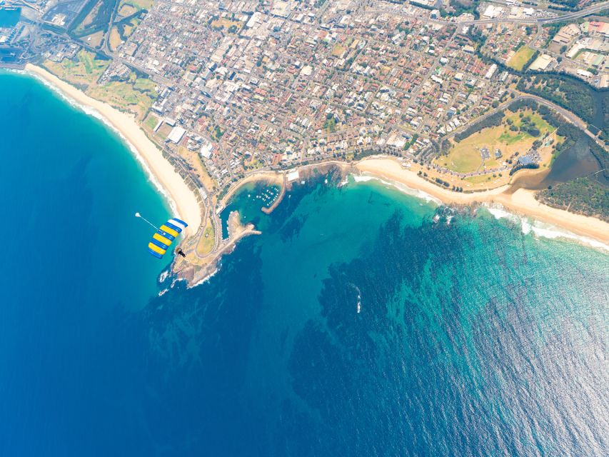 Sydney, Wollongong: 15,000-Foot Tandem Beach Skydive - Key Points