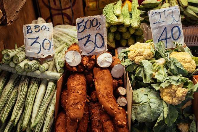 The 10 Tastings of Colombo With Locals: Private Street Food Tour - Flexible and Knowledgeable Local Guide