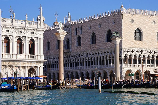 Tour of Venice in Doges Palace and St Marks Basilica - Exploring Doges Palace