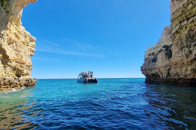 Tour to Benagil Caves and Coastline in Albufeira - Additional Information
