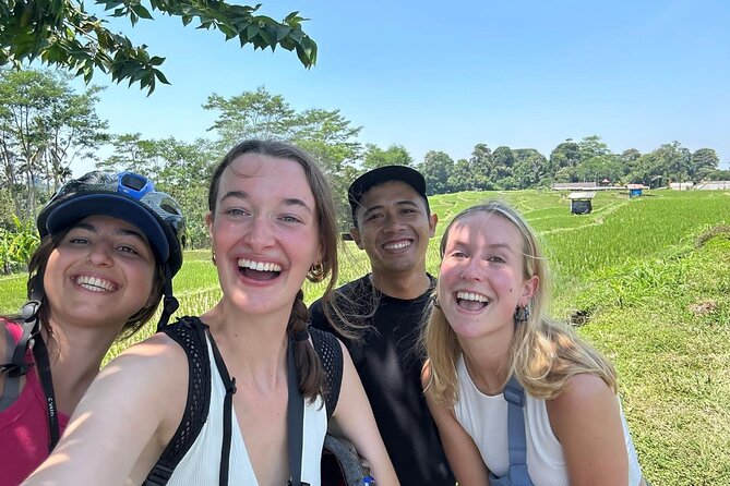 Ubud: Downhill Cycling With Volcano, Rice Terraces and Meal - Cycling Experience Highlights