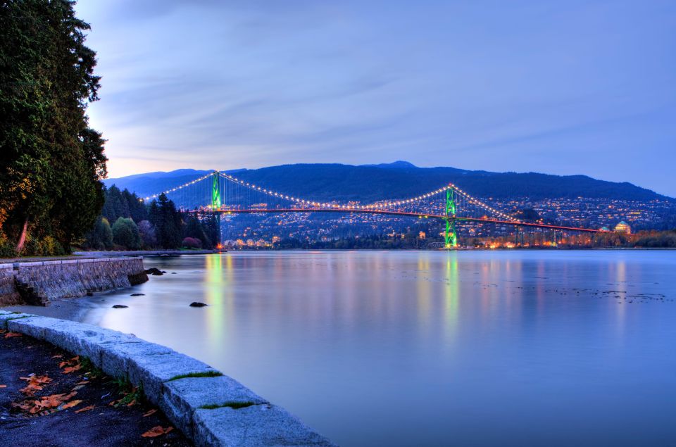 Vancouver: Guided Sunset Tour With Photo Stops - English Bay Beach