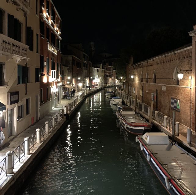 Venice: Private Guided Walking Tour at Sunset - Tour Duration and Languages