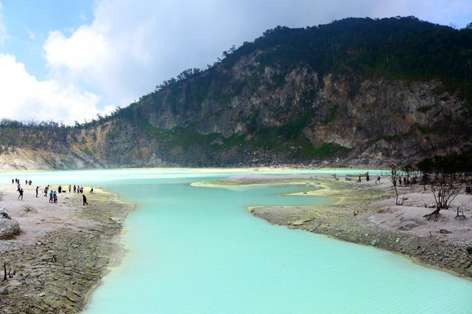 White Crater, Hot Spring and Suspension Bridge Guided Tour - Inclusions