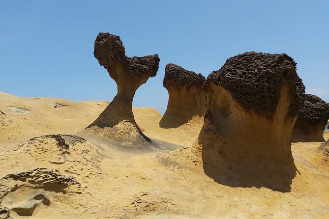 Yehliu, Jiufen & Pingxi Day Tour From Taipei - Exploring Yehliu Geopark