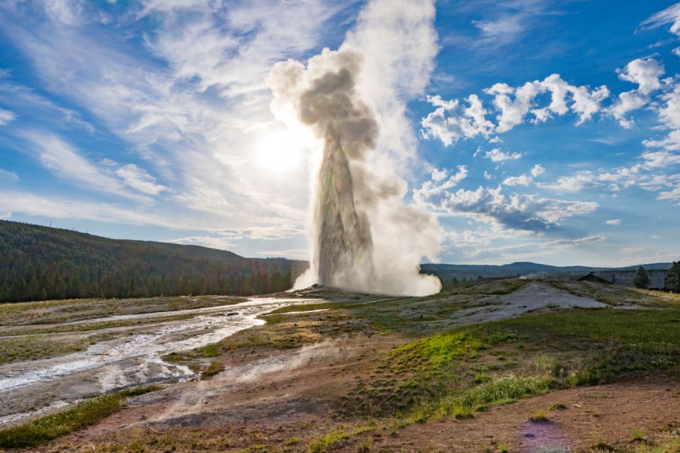 Yellowstone National Park: Self-Driving Audio Guided Tour - Discovering the Norris Geyser Basin