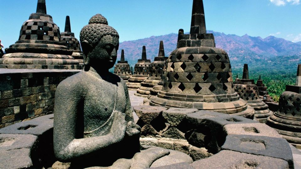 Yogyakarta: Prambanan and Borobudur Full Access Guarantee - Customer Experiences