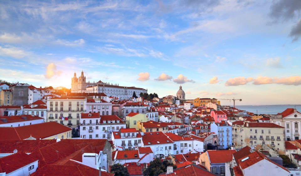 8-Hours Lisbon Tour With Entrance Fees - St. Georges Castle Exploration