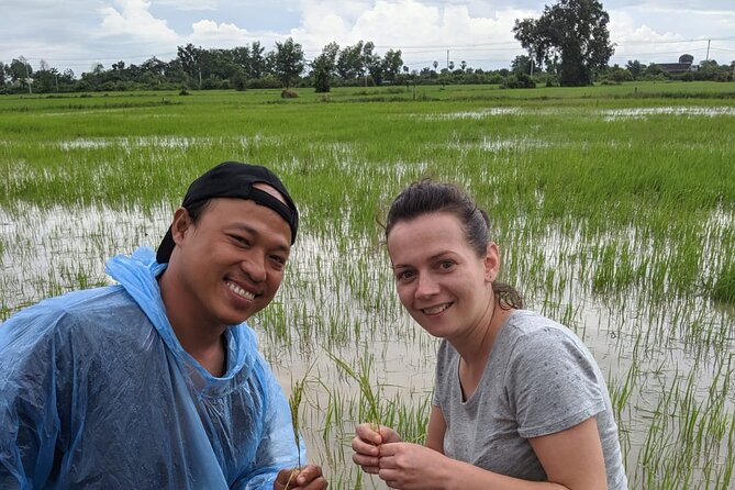 Afternoon Tour BambooTrain & Bat Cave - Temple Visits