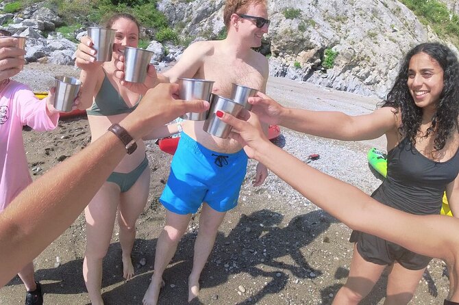 Amalfi Coast Kayak & Snorkeling Tour to the Pandoras Cave - Group Size and Capacity