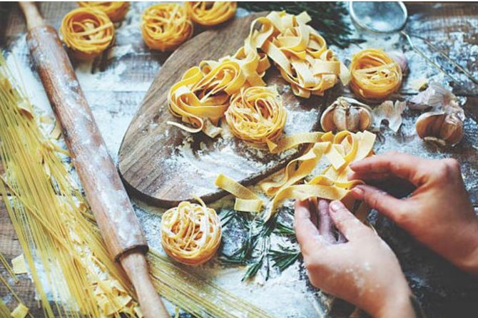 Amazing Pizza and Pasta Class at Savio'S Kitchen Cooking School - Private Tour and Activity