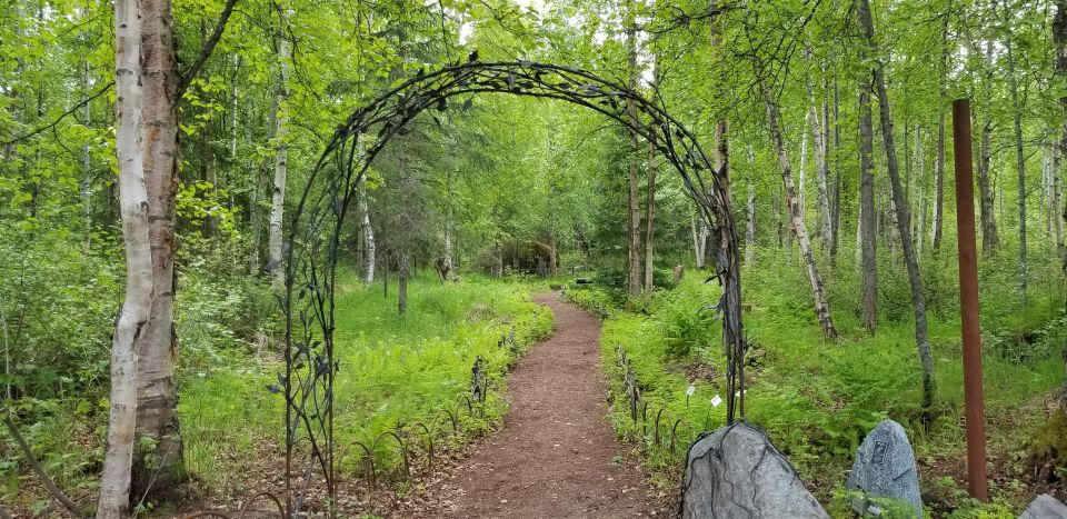 Anchorage: Botanical Garden Walking Tour - Recommended Attire and Amenities