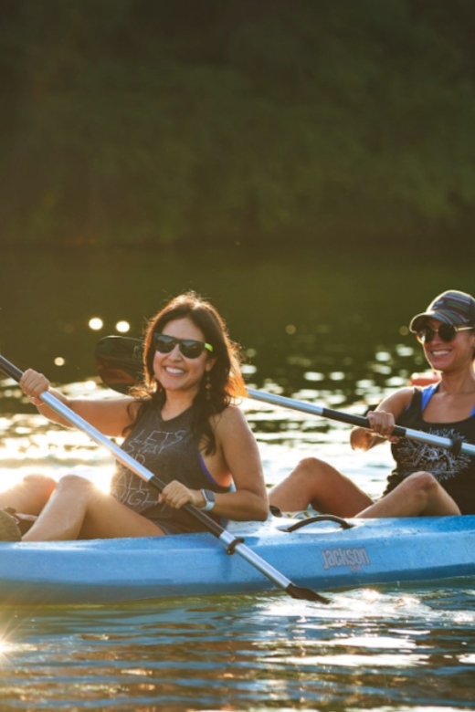 Austin: Lady Bird Lake Kayaking Tour - Downtown Austin Skyline Views