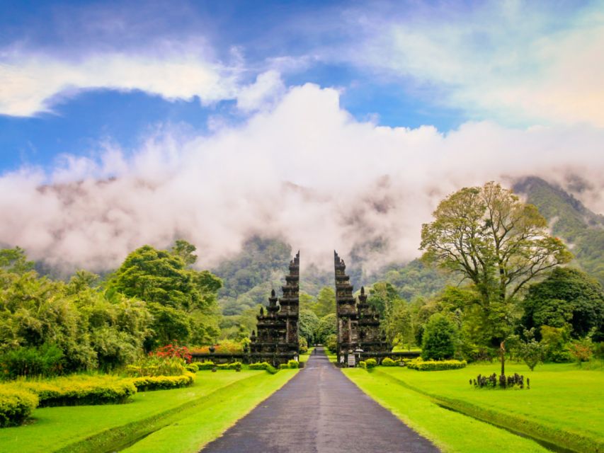 Bali: North Bali Instagrammable, Gates, Waterfalls, & More - Guided Tour With Insights