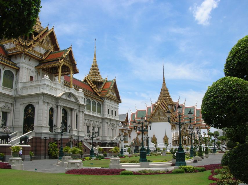 Bangkok: Grand Palace & Wat Pho Half-Day Private Tour - Learning Thai Massage