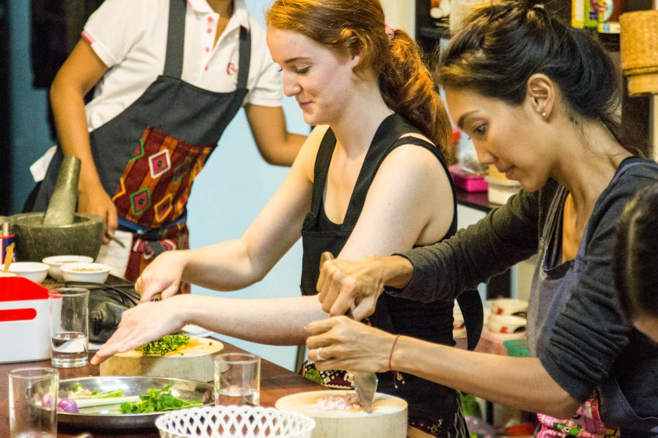 Bangkok: Thai Cooking Class and Onnuch Market Tour - Learning Ingredient Selection