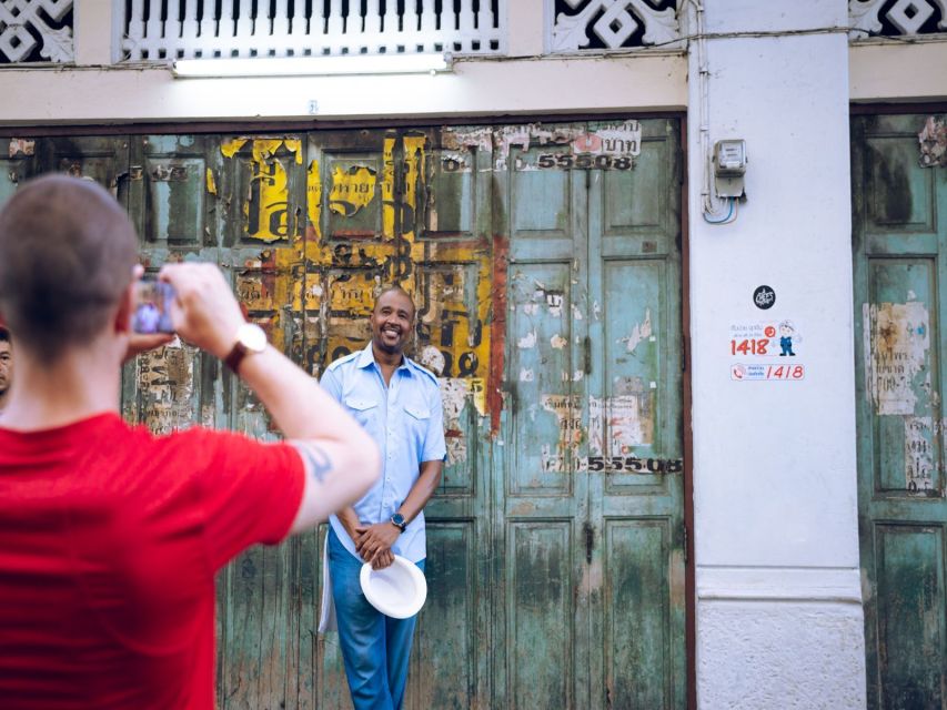 Bangkok's Iconic Chinatown Experience: Sites & Street Bites - Dress Code and Sustainability Efforts