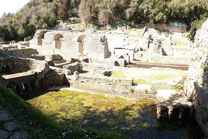 Butrint, Ksamil, Blue Eye, Lekuresi Castle. All-In-One Daytrip. - Visiting Blue Eye and Lekuresi Castle