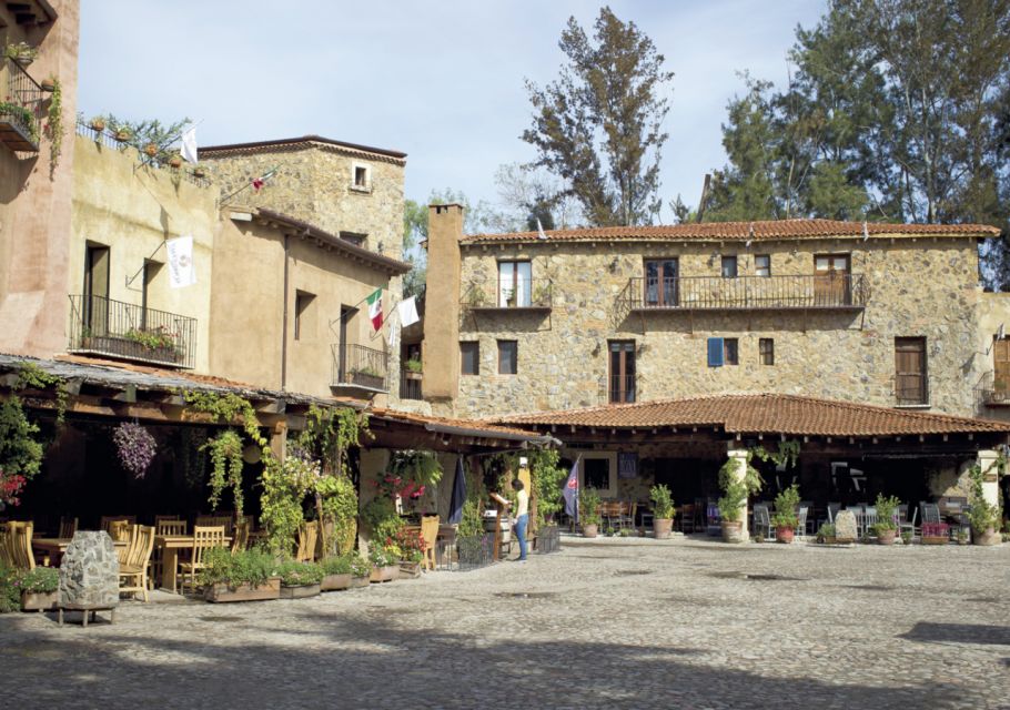 Chautlas Castle, Lavender Farm, and Valquirico Private Tour - Included in the Tour