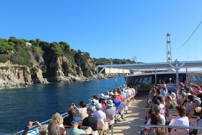 Costa Brava Day Trip With Boat Trip From Barcelona - Guided Tour of Tossa De Mar