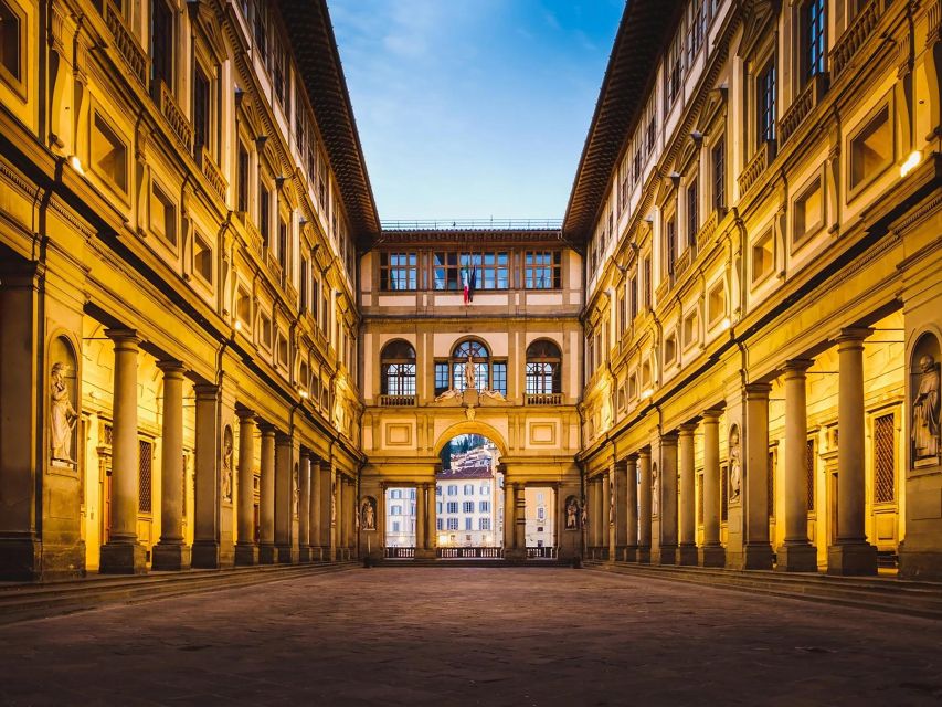 Florence Treasures: Highlighting Uffizi - Magical Atmosphere