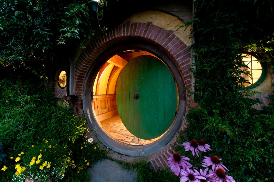 From Auckland: Hobbiton Movie Set Half-Day Trip With Tour - Drop-off Locations