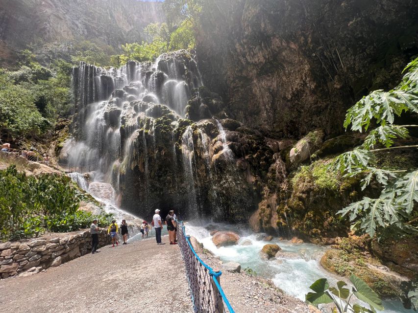 From Mexico City: Tolantongo Thermal Pools Private Tour - Included Conveniences